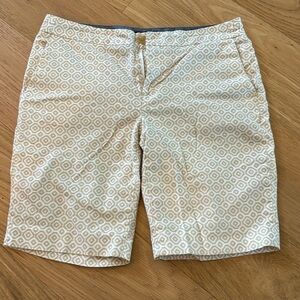 Banana Republic tan and white Bermuda shorts